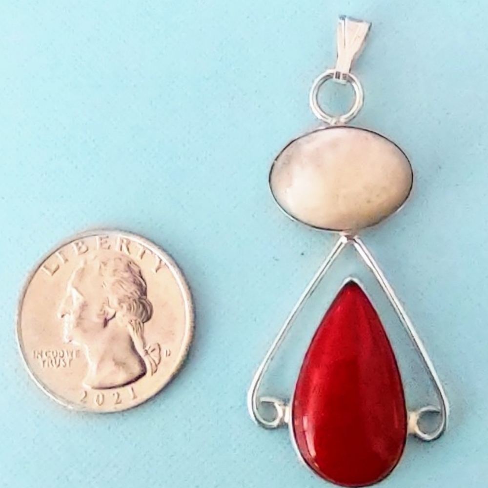 * VINTAGE CORAL AND MOP PENDANT
